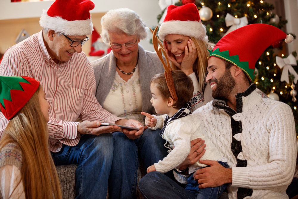 Sentimental Seniors - How to Celebrate the Holidays Together