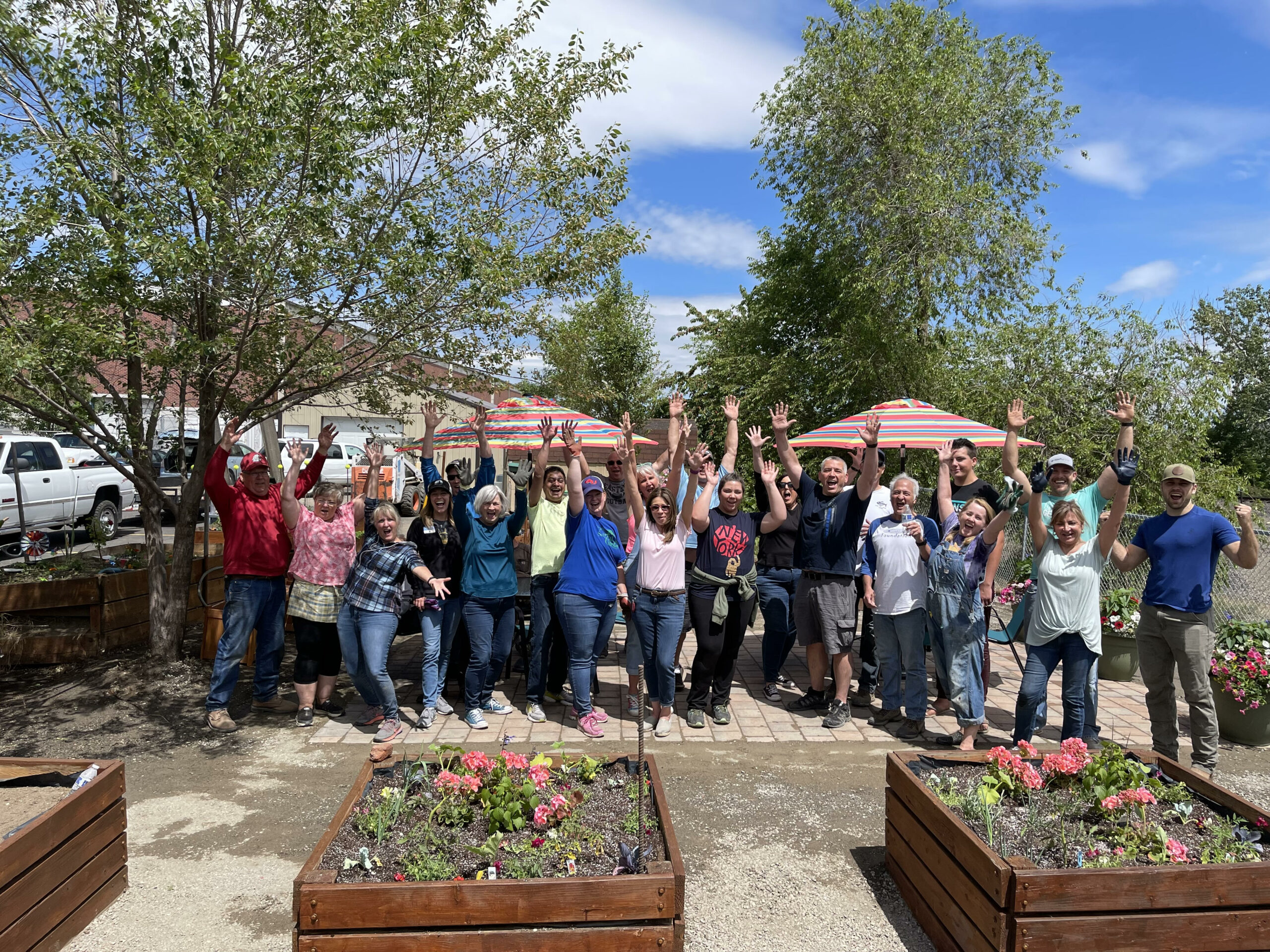 Maplewood Gardens Beautification with Senior Action Network of Eastern Washington